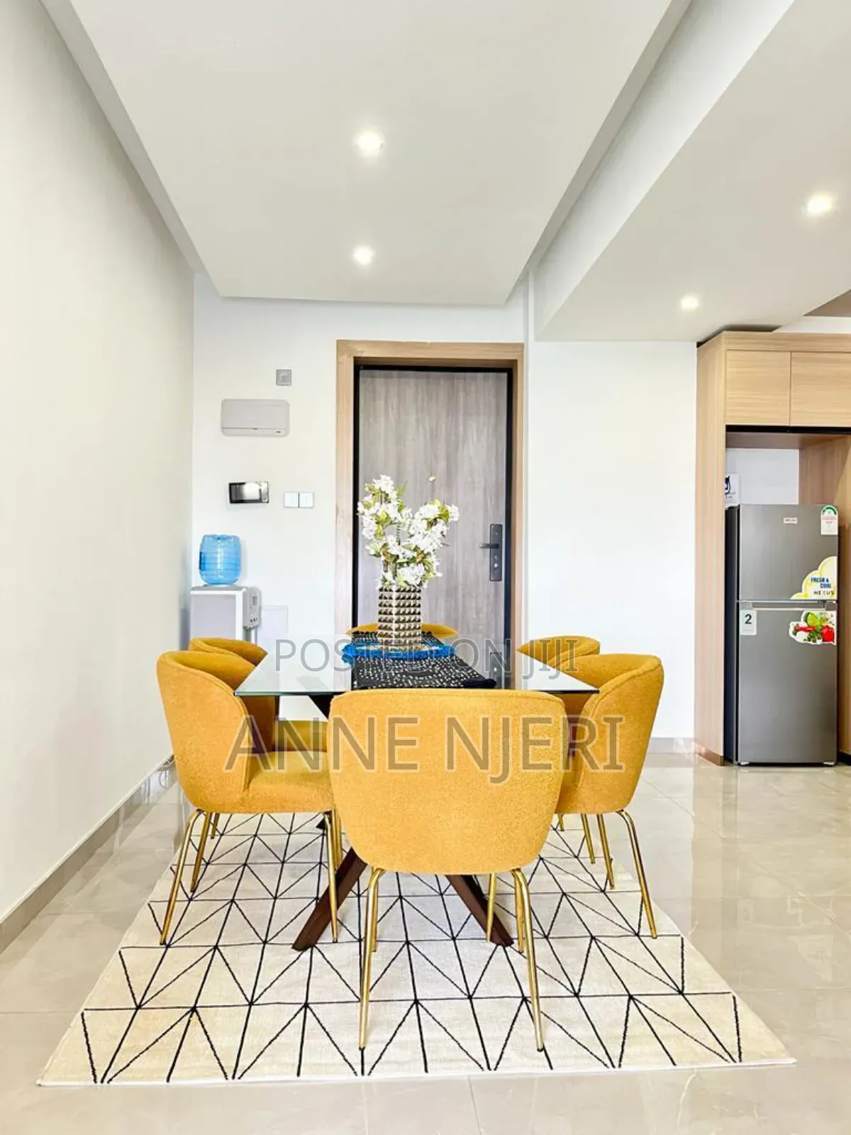 Amazing 2bdrm Apartment Located in Riverside at Per Day