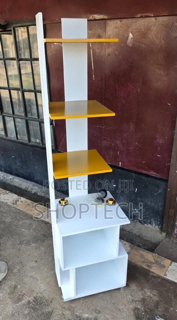 Flower Shelf - main view