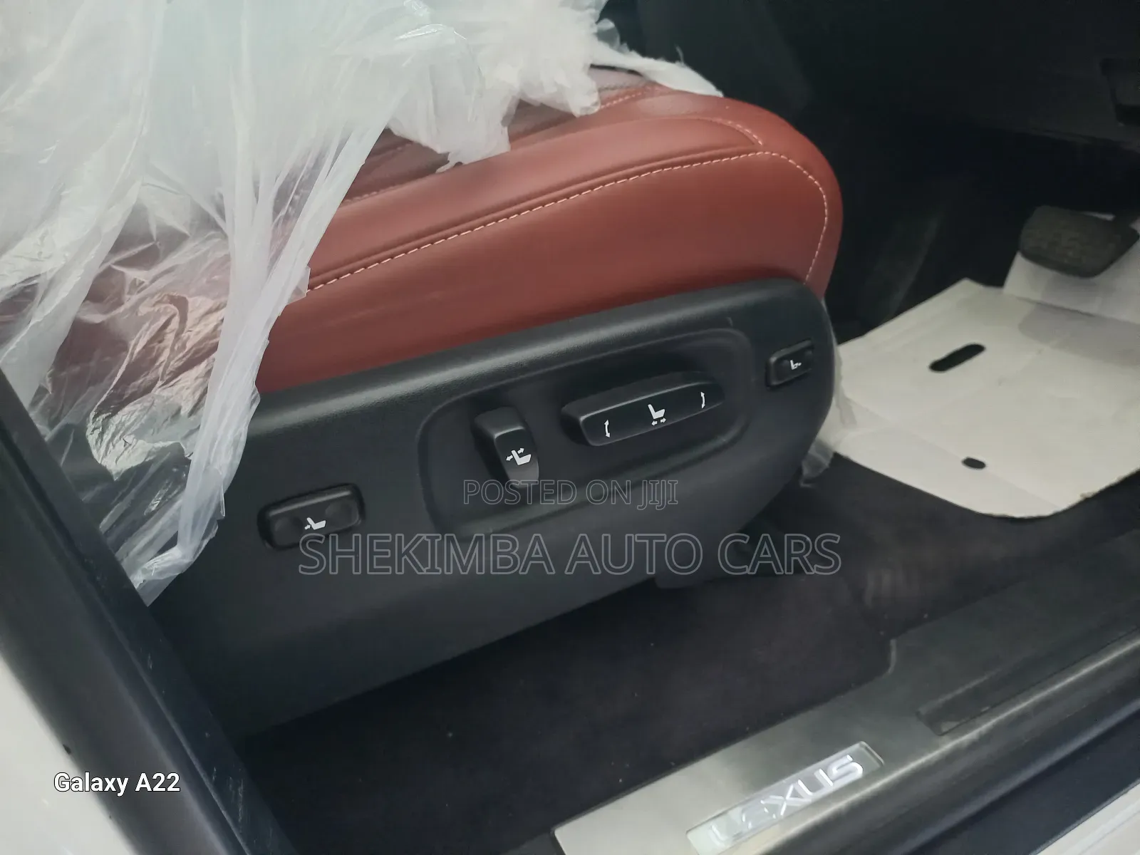 Lexus LX 570 AWD 2020 White