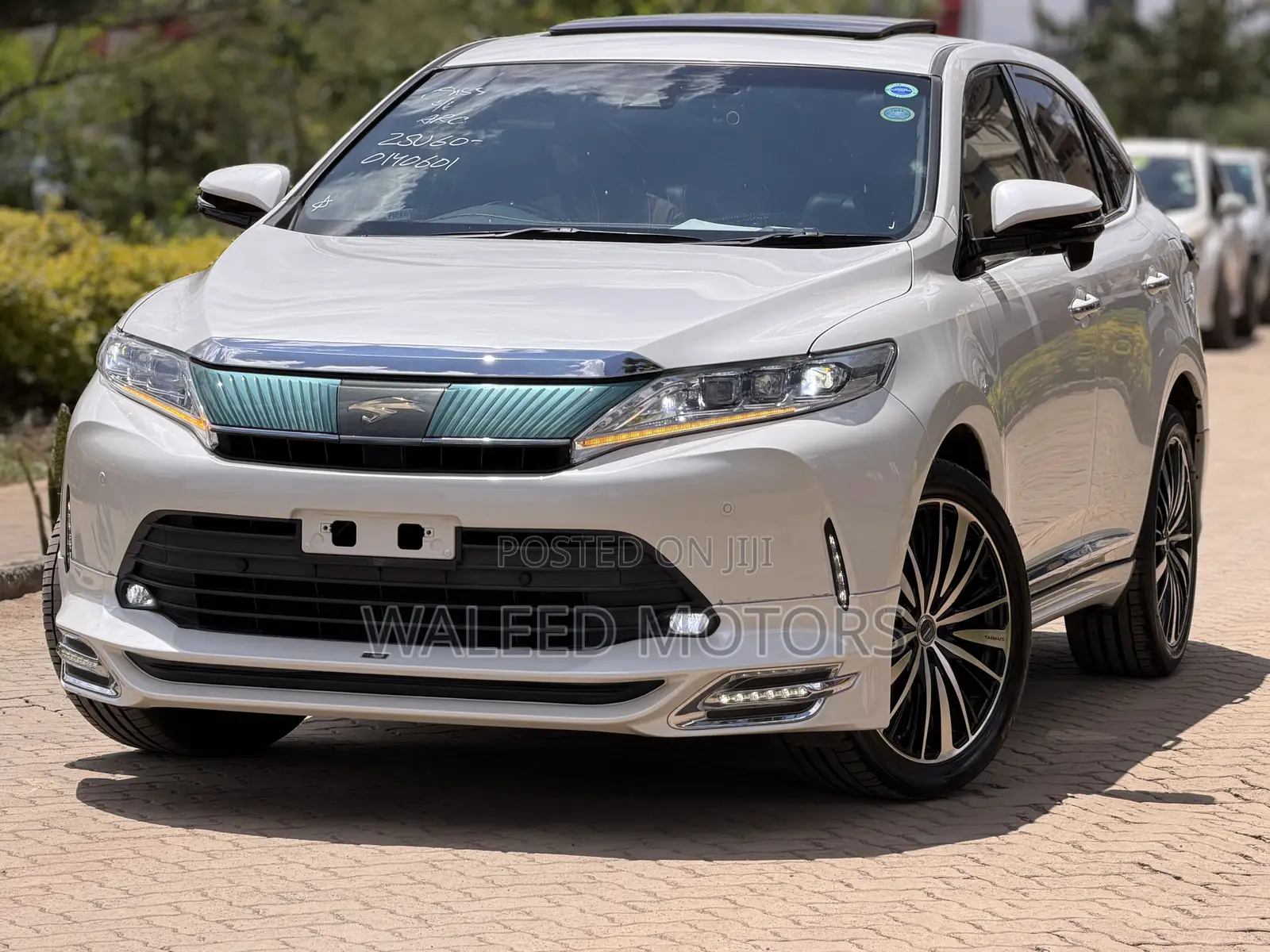 Toyota Harrier 2.0 2018 Pearl