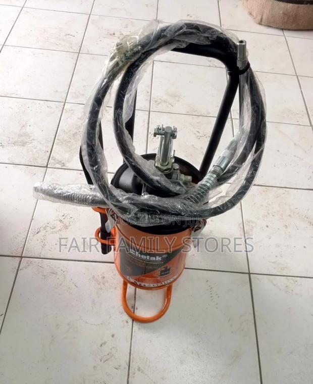 Chetak Bucket Grease Pump 10kg - thumbnail 2