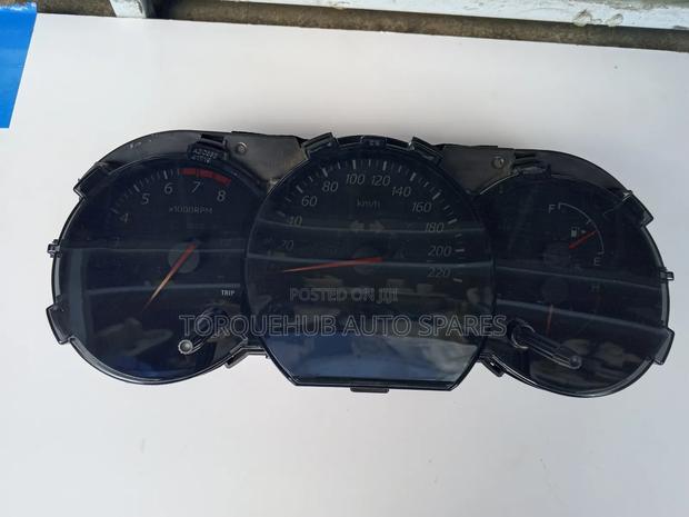 Suzuki Escudo Speedometer