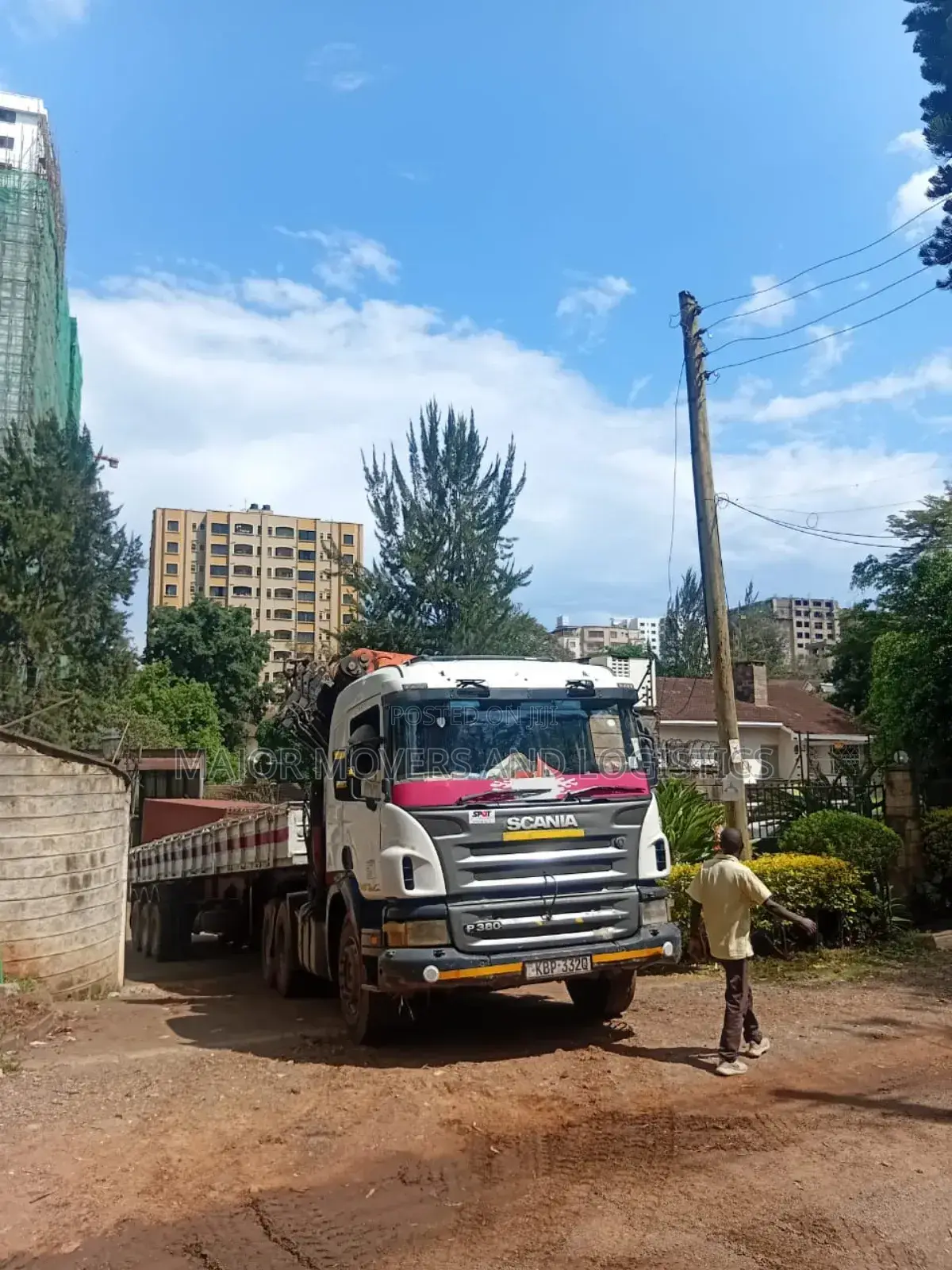 Trailers With Cranes Are at Hand for Hoisting and Logistics