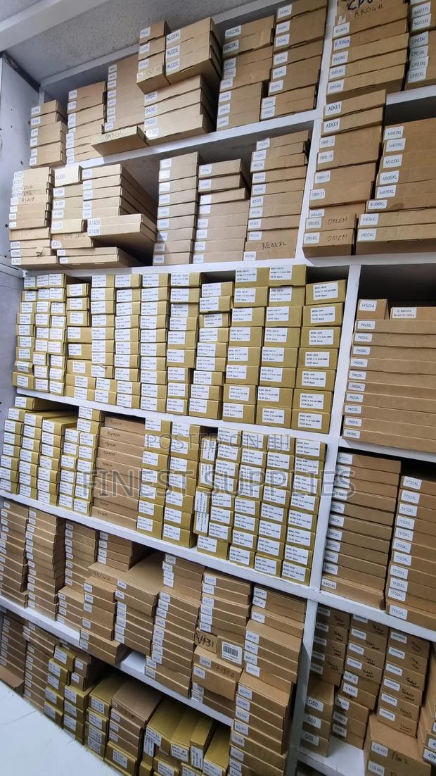 Laptop Internal Batteries Available on a Quick Sale Offer