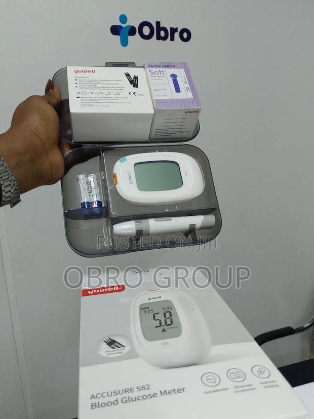 Blood Sugar Monitoring Machine-Glucometer - main view