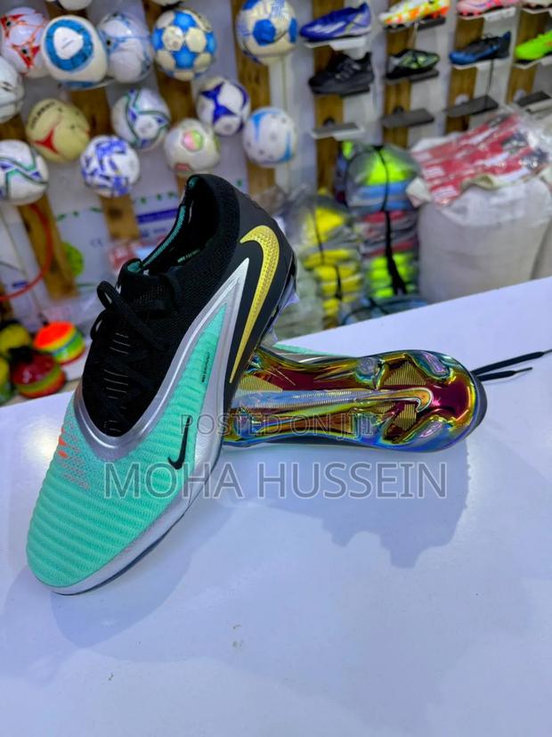 Phantom 6 Elite Original Lightweight Boots - main view