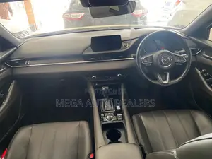 Mazda Atenza 2018