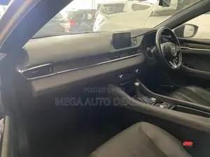 Mazda Atenza 2018
