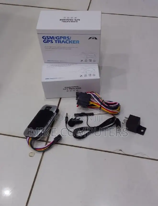 Tracker *Real-Time Location Tracking*