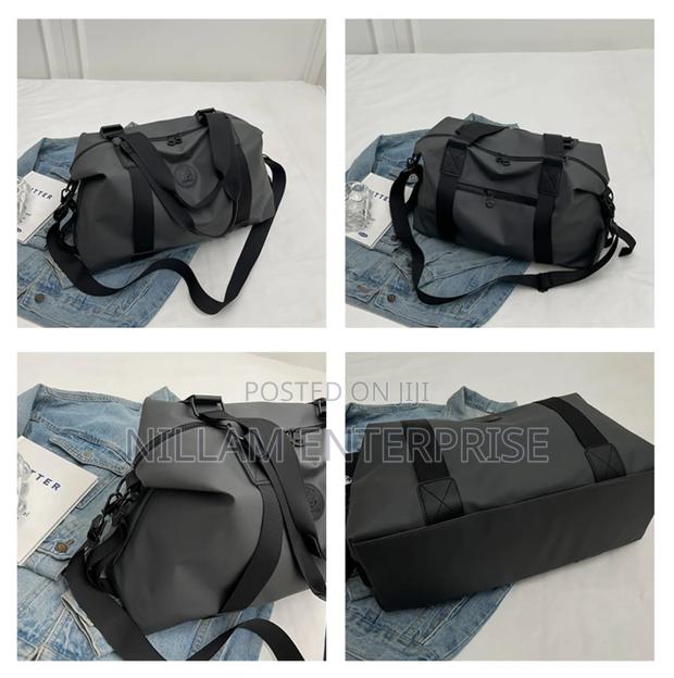 Multifunctional Travel Gym Duffel Bag - thumbnail 3