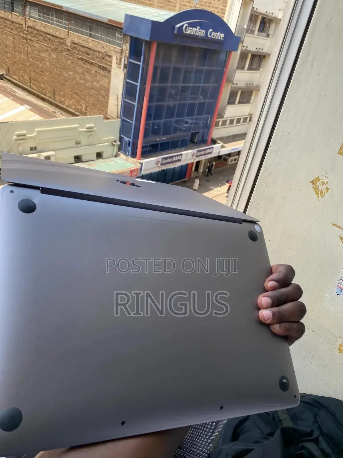 Laptop Apple MacBook Pro 2020 M1 8GB Apple M1 SSD 256GB