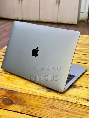 Laptop Apple MacBook Pro 2020 M1 8GB Apple M1 SSD 256GB