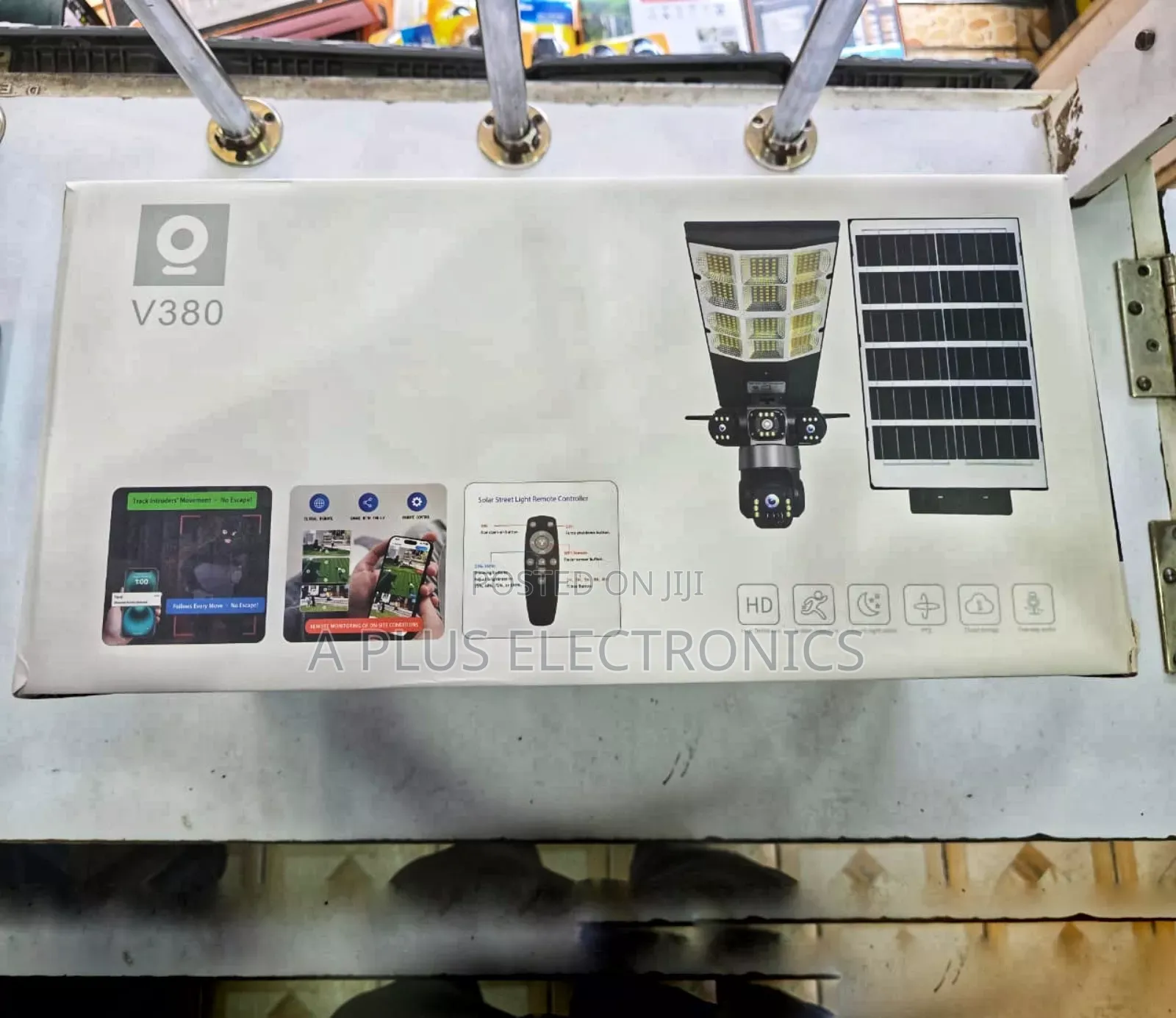 Ld002 Streetlight With Triple Lens Camera