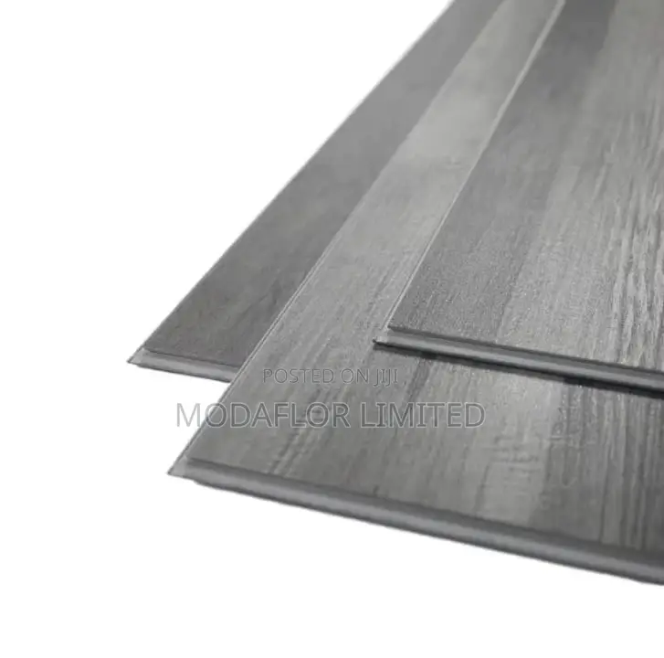 Waterproof SPC Flooring – Stylish Wood Grain Finish