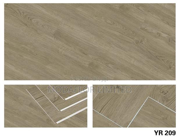 SPC Flooring With Natural Wood Feel – Affordable Elegance - main view