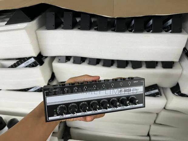8 Channels Headphone Amplifier