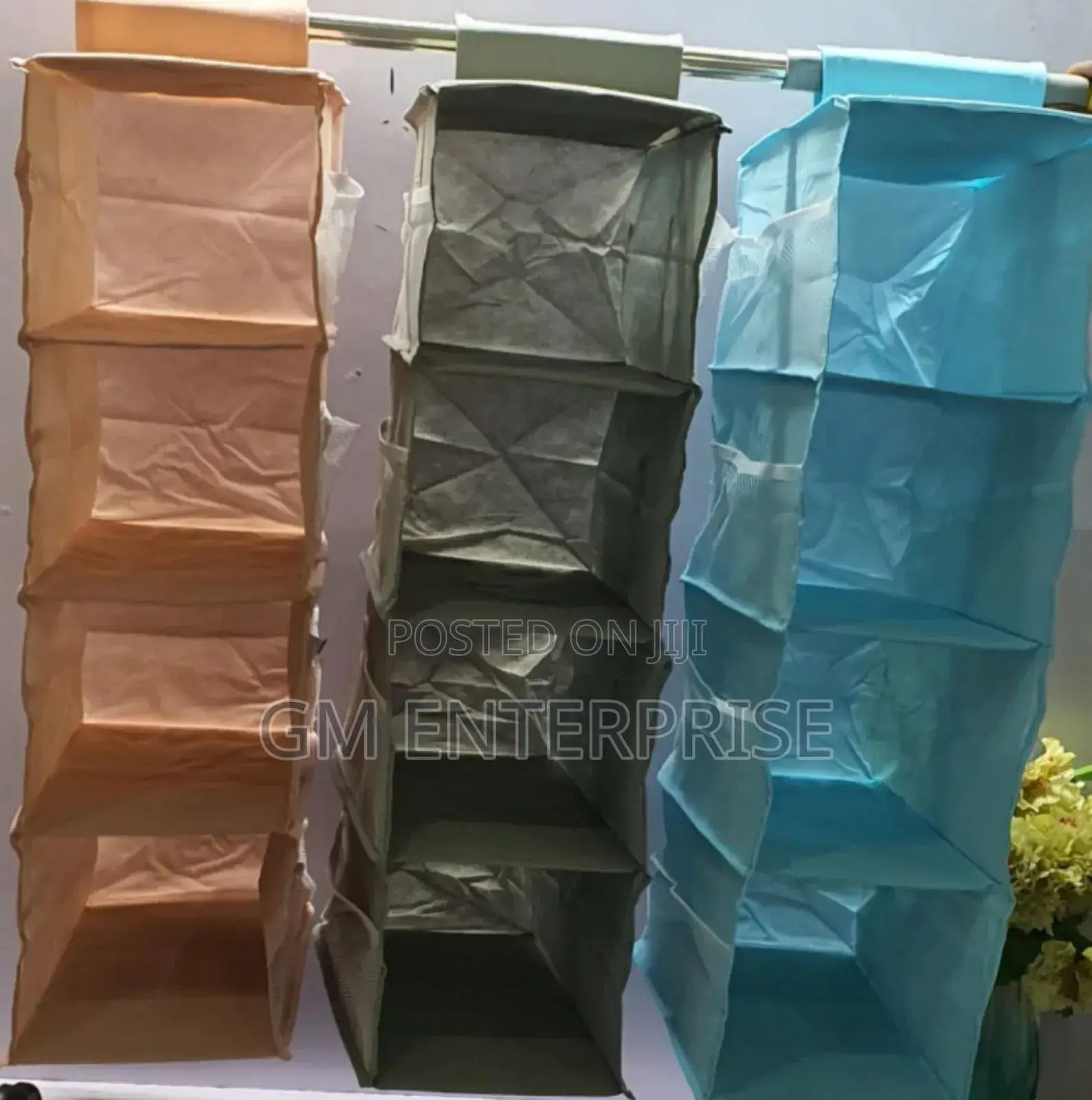 *Multipocket 4 Layer Cloth Organizer