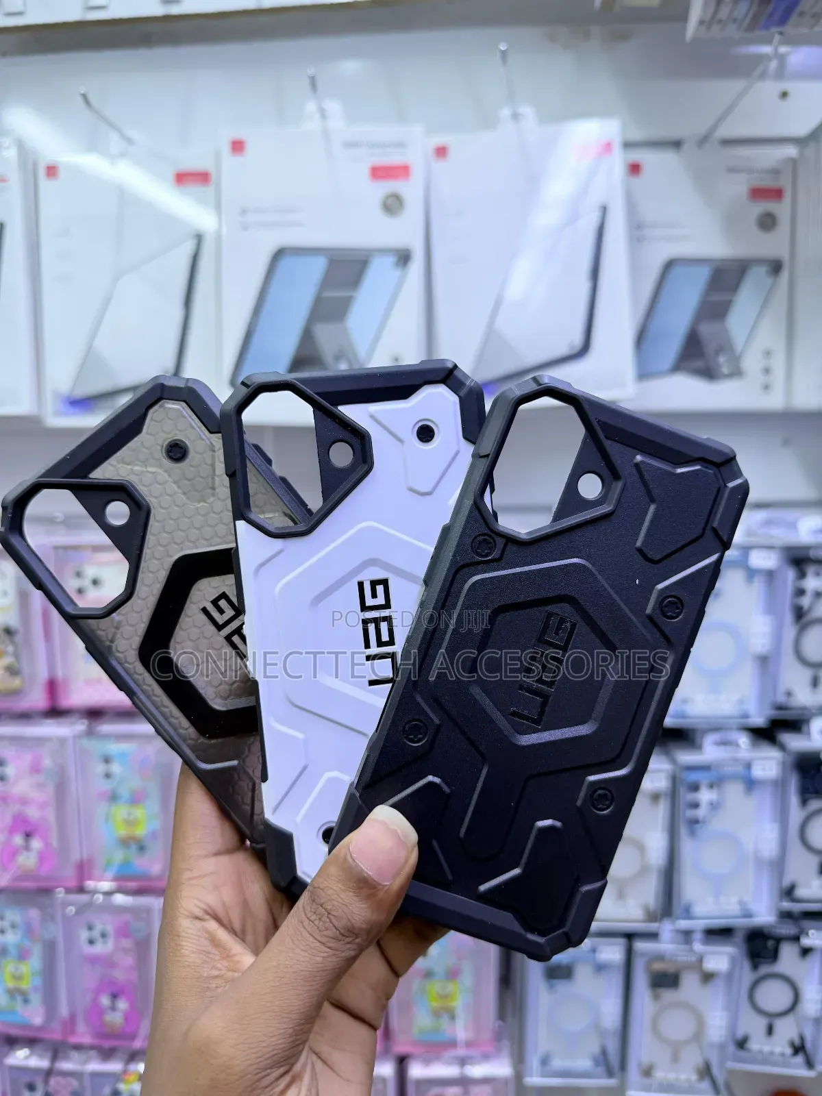 iPhone 17 Uag Case