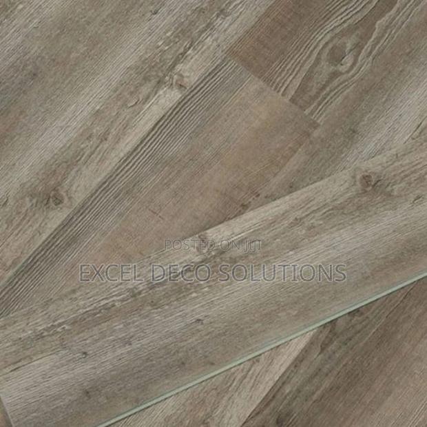 Premium Waterproof SPC Vinyl Flooring – Stylish Wood Finish