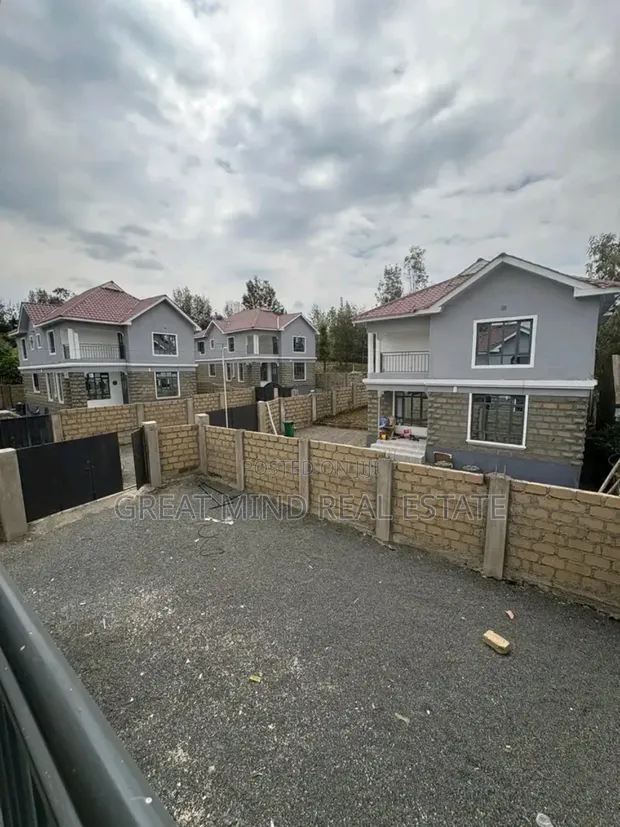 5bdrm Maisonette in Rimpa for sale