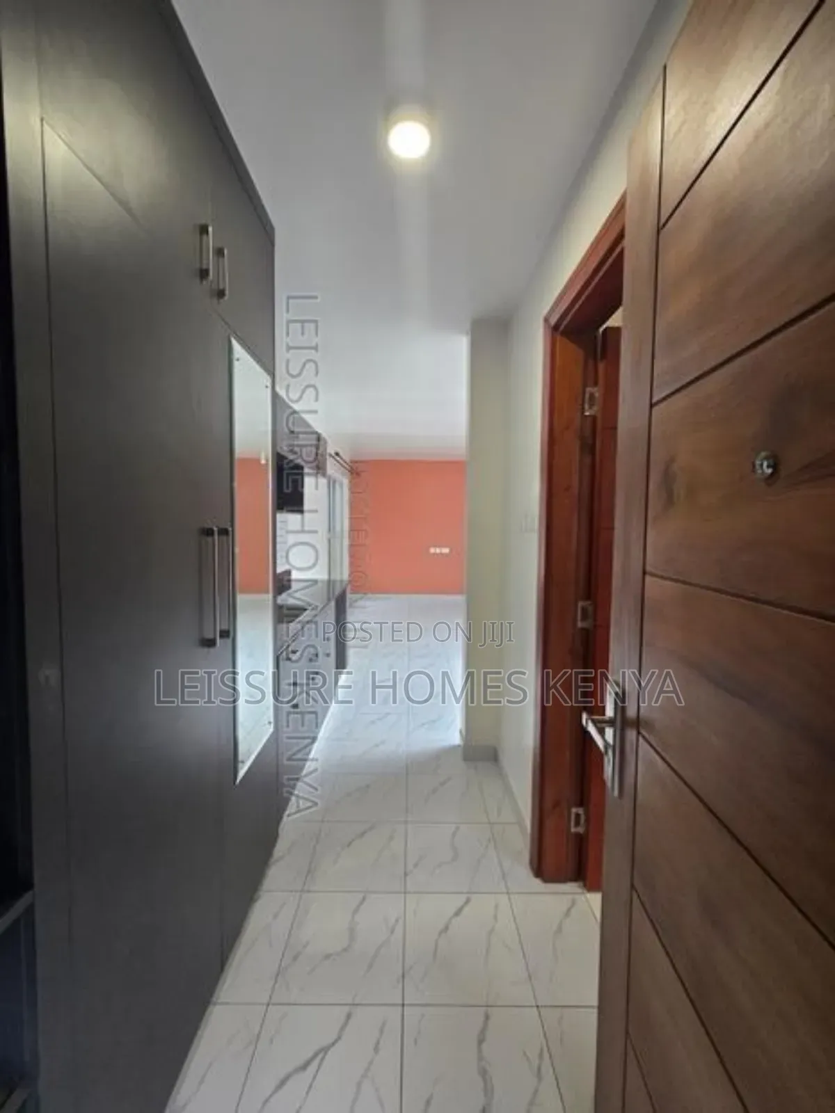 Studio Apartment in South C for sale