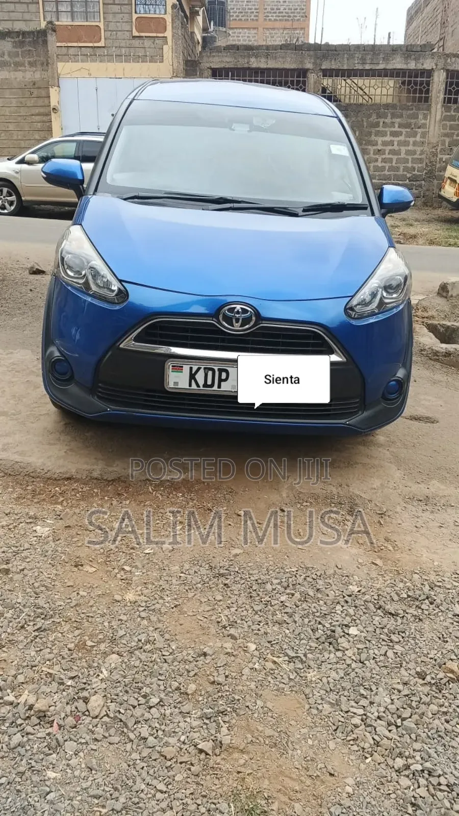 Toyota Sienta 2016 Blue
