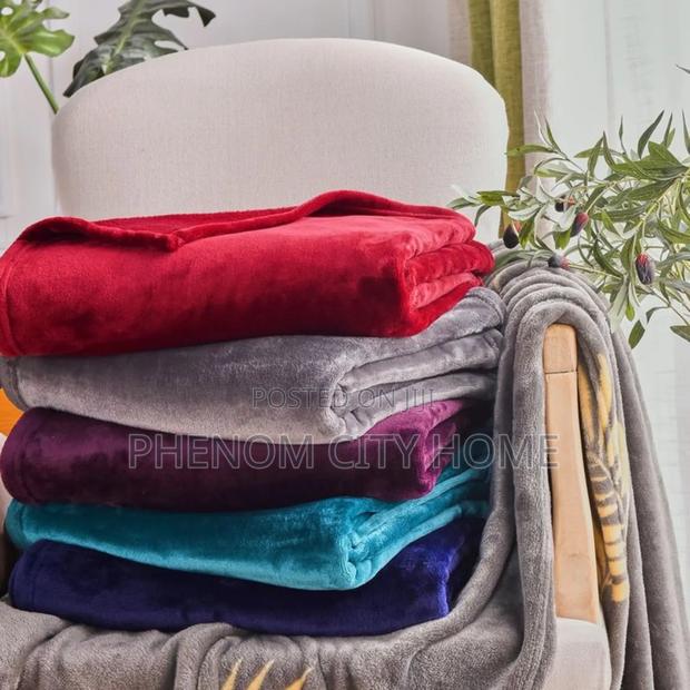 Warm and Cozy Soft Blankets/Fleece - thumbnail 3