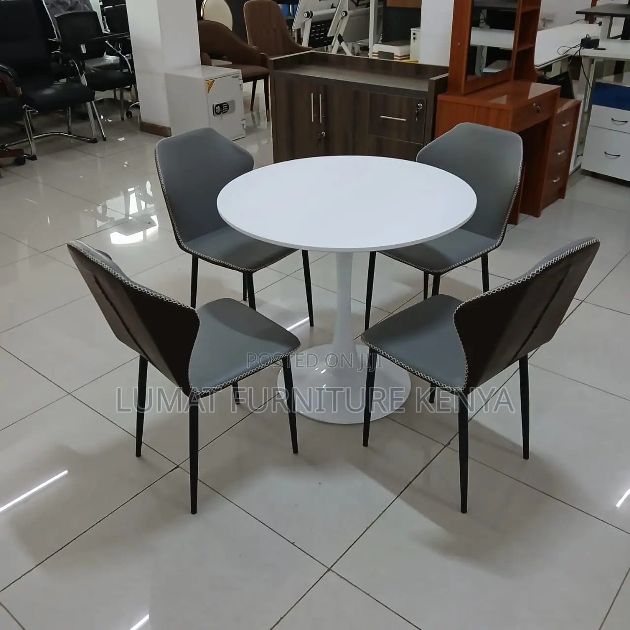 Stylish 4-Seater Dining Furniture