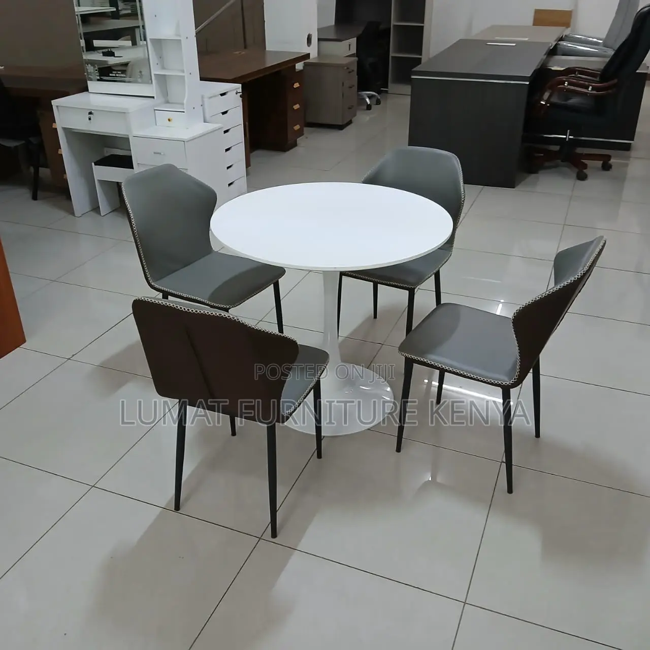 Stylish 4-Seater Dining Furniture