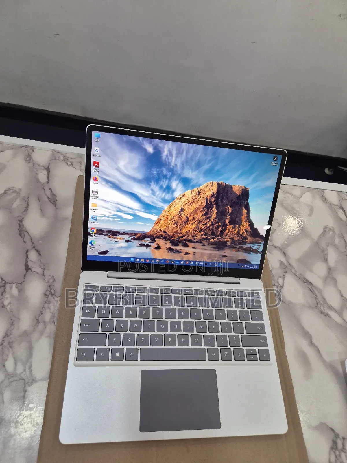 Laptop Microsoft Surface Go 8GB Intel Core I5 SSD 256GB