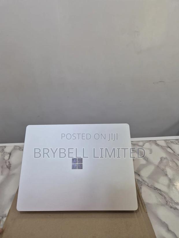 Laptop Microsoft Surface Go 8GB Intel Core I5 SSD 256GB - thumbnail 6