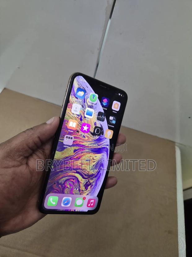 Apple iPhone XS Max 256 GB Gold - thumbnail 4
