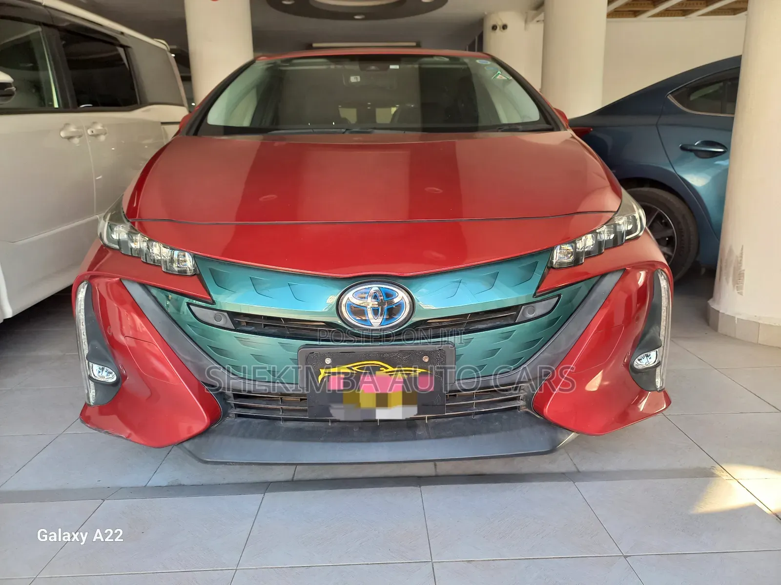 Toyota Prius 2019 Red