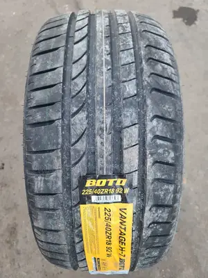 225/40r18 Boto Tires