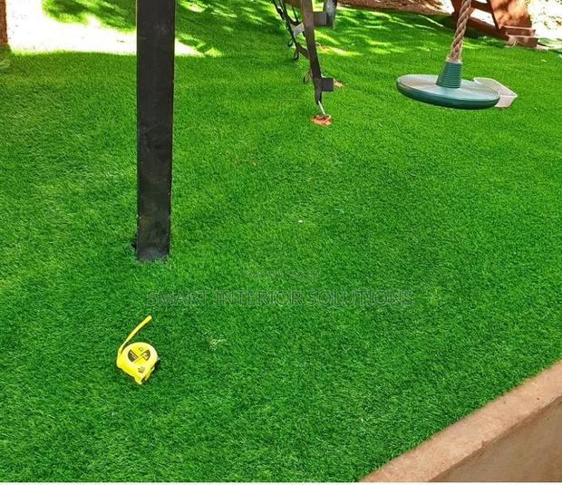 Plush Green Artificial Grass Carpet