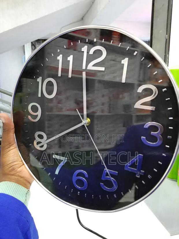 Real Time Wifi Camera Wall Clock 1080p Hd Wifi Clock - main view