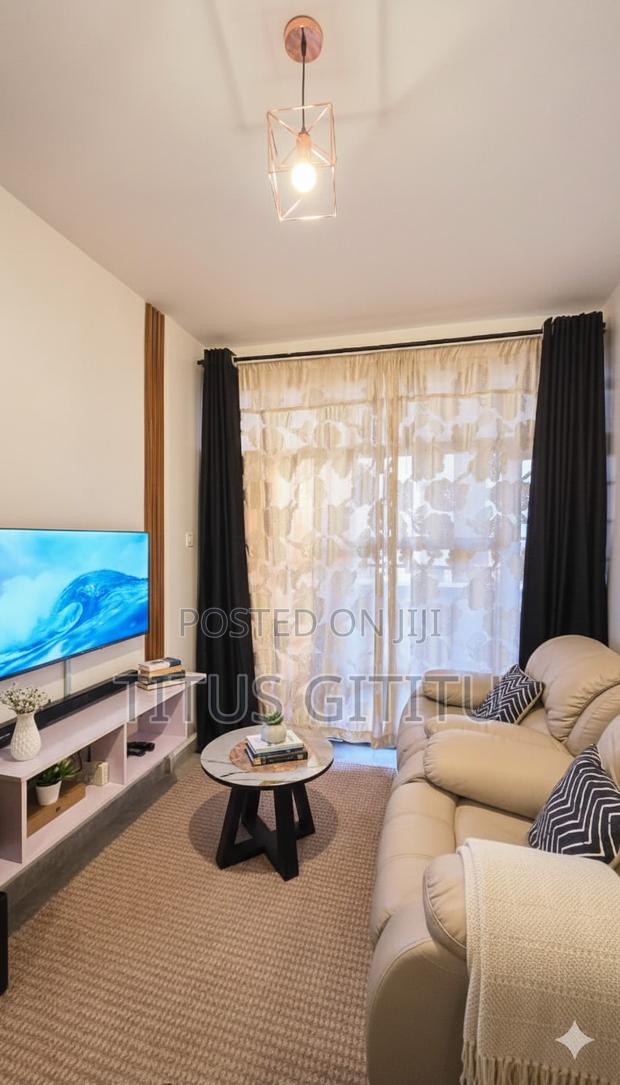 Beautiful Studio Airbnb in Roysambu | Stunning Interior | Furnished - thumbnail 6