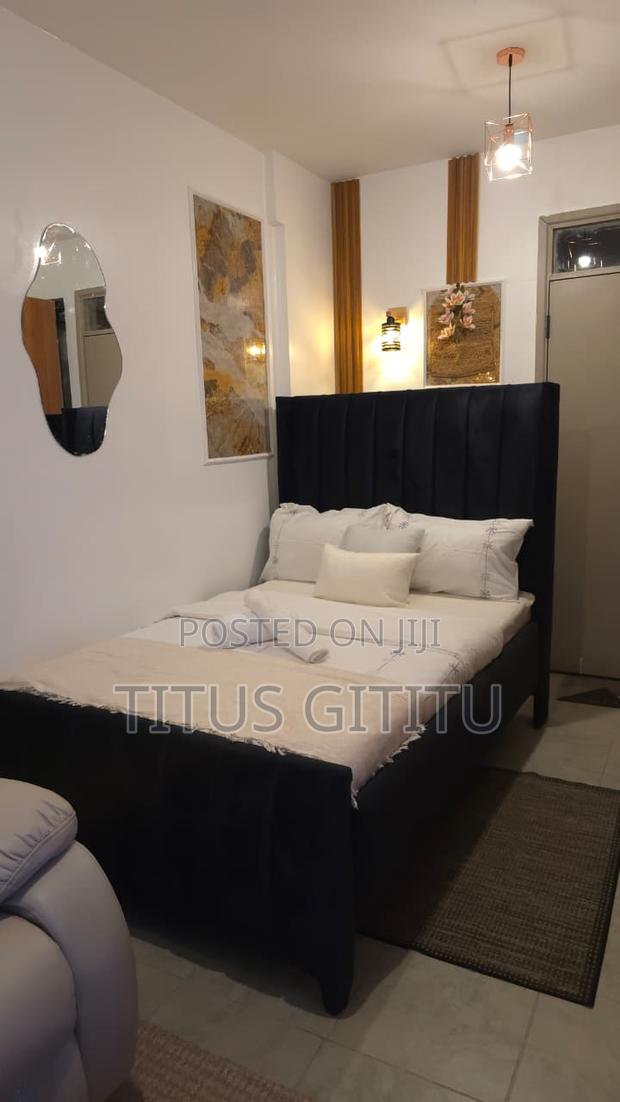 Beautiful Studio Airbnb in Roysambu | Stunning Interior | Furnished - thumbnail 7