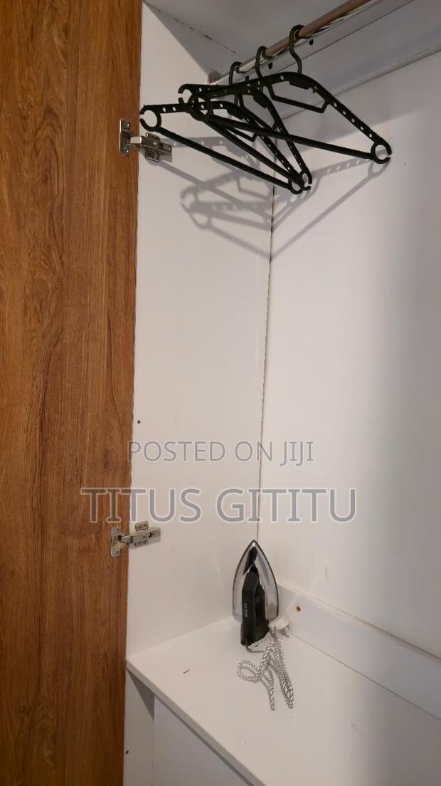 Beautiful Studio Airbnb in Roysambu | Stunning Interior | Furnished - thumbnail 8