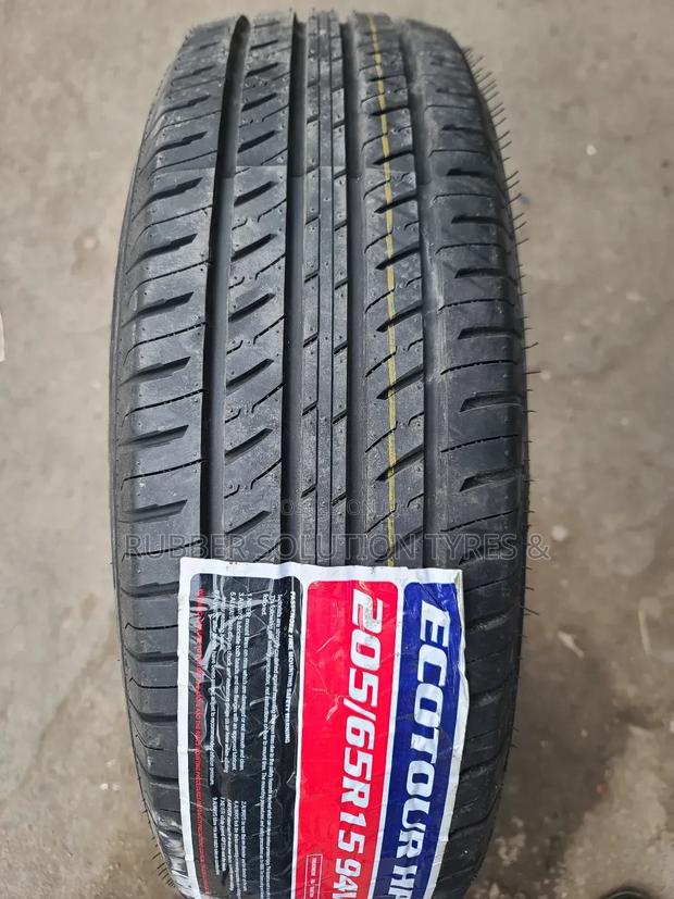 205/65r15 Vinmax Tires