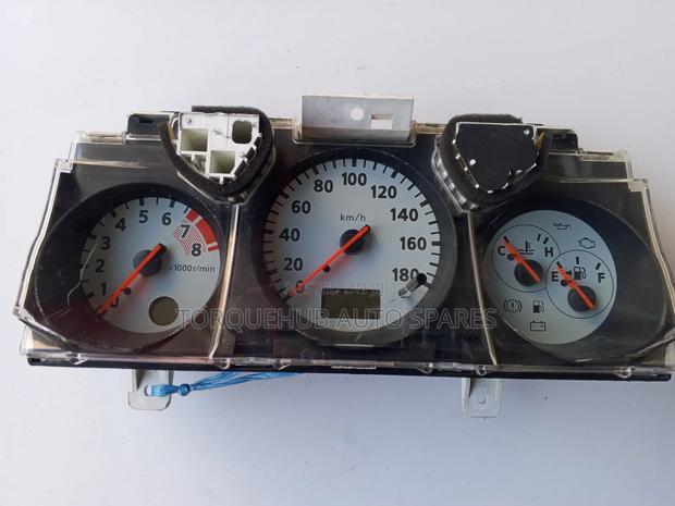Nissan Wingroad Y11 Speedometer - main view