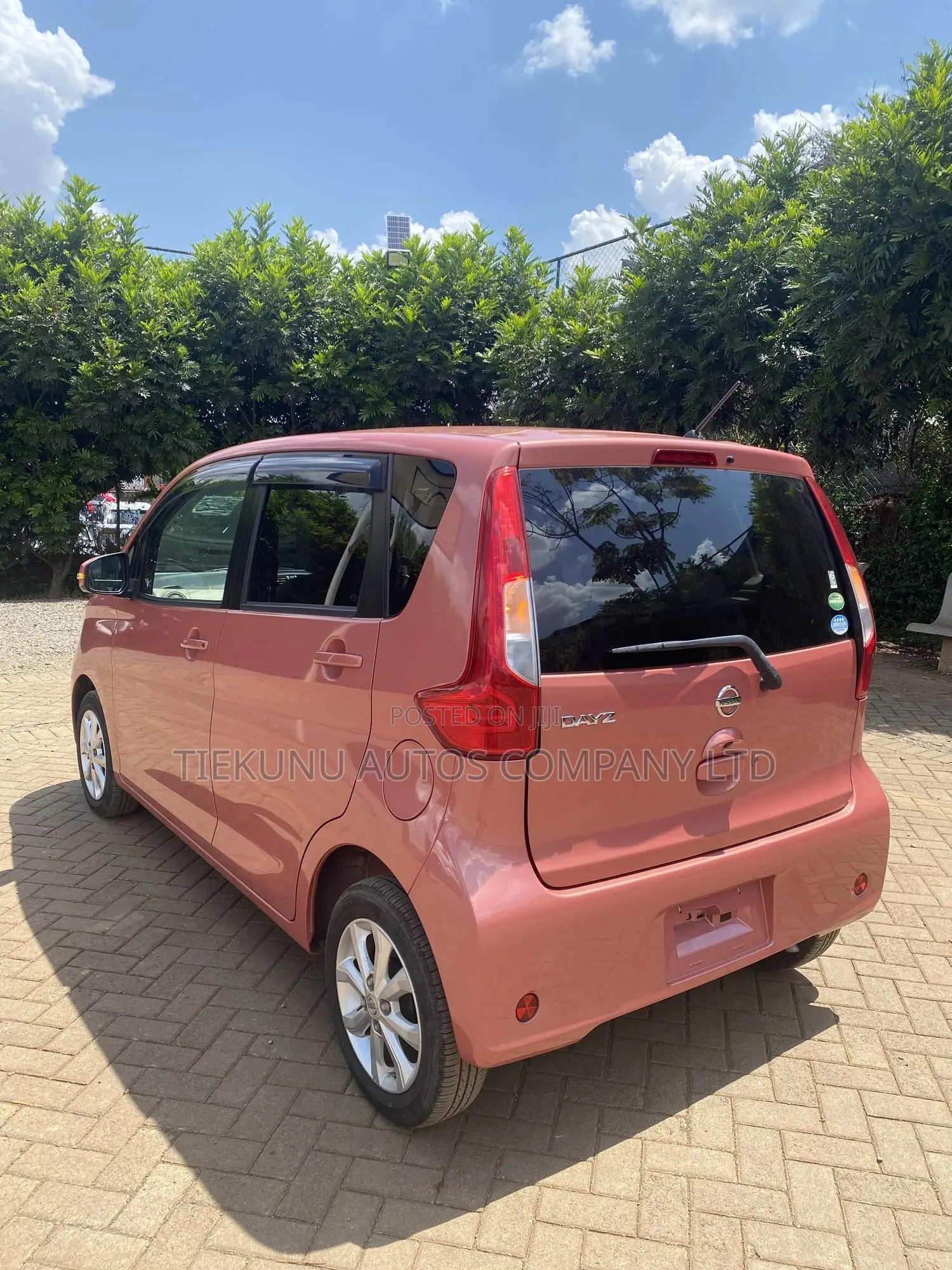 Nissan Dayz 2019 Pink