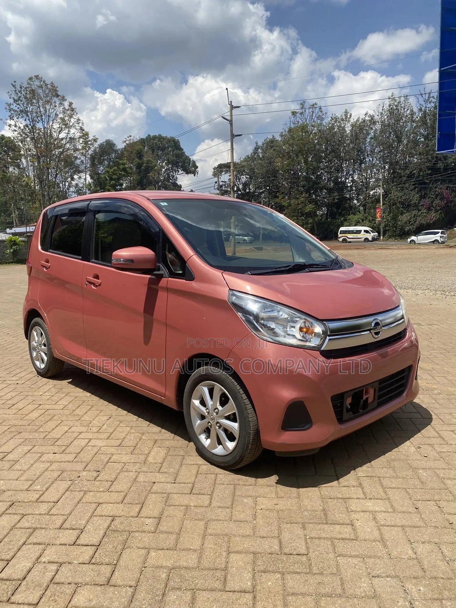 Nissan Dayz 2019 Pink