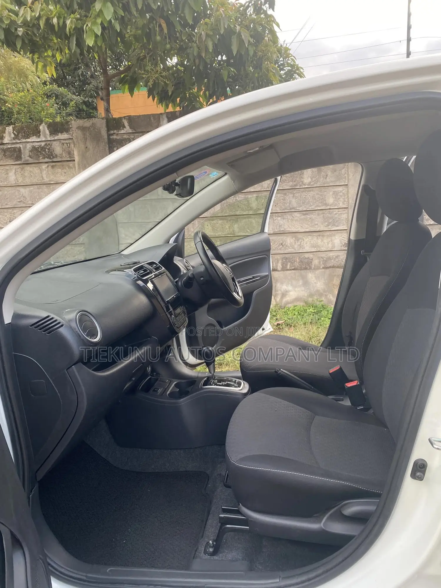 Mitsubishi Mirage 2019 Pearl