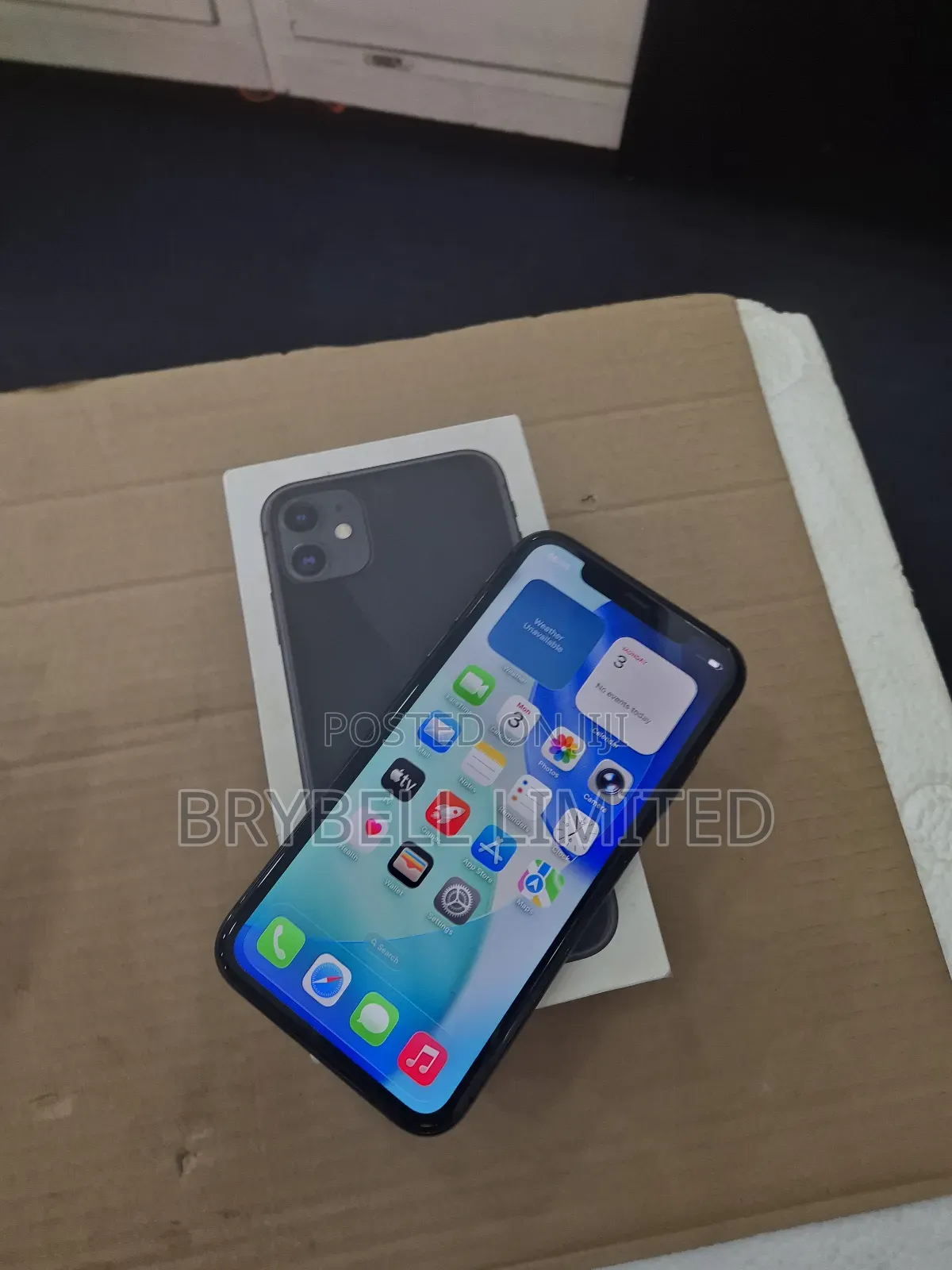 Apple iPhone 11 64 GB Black