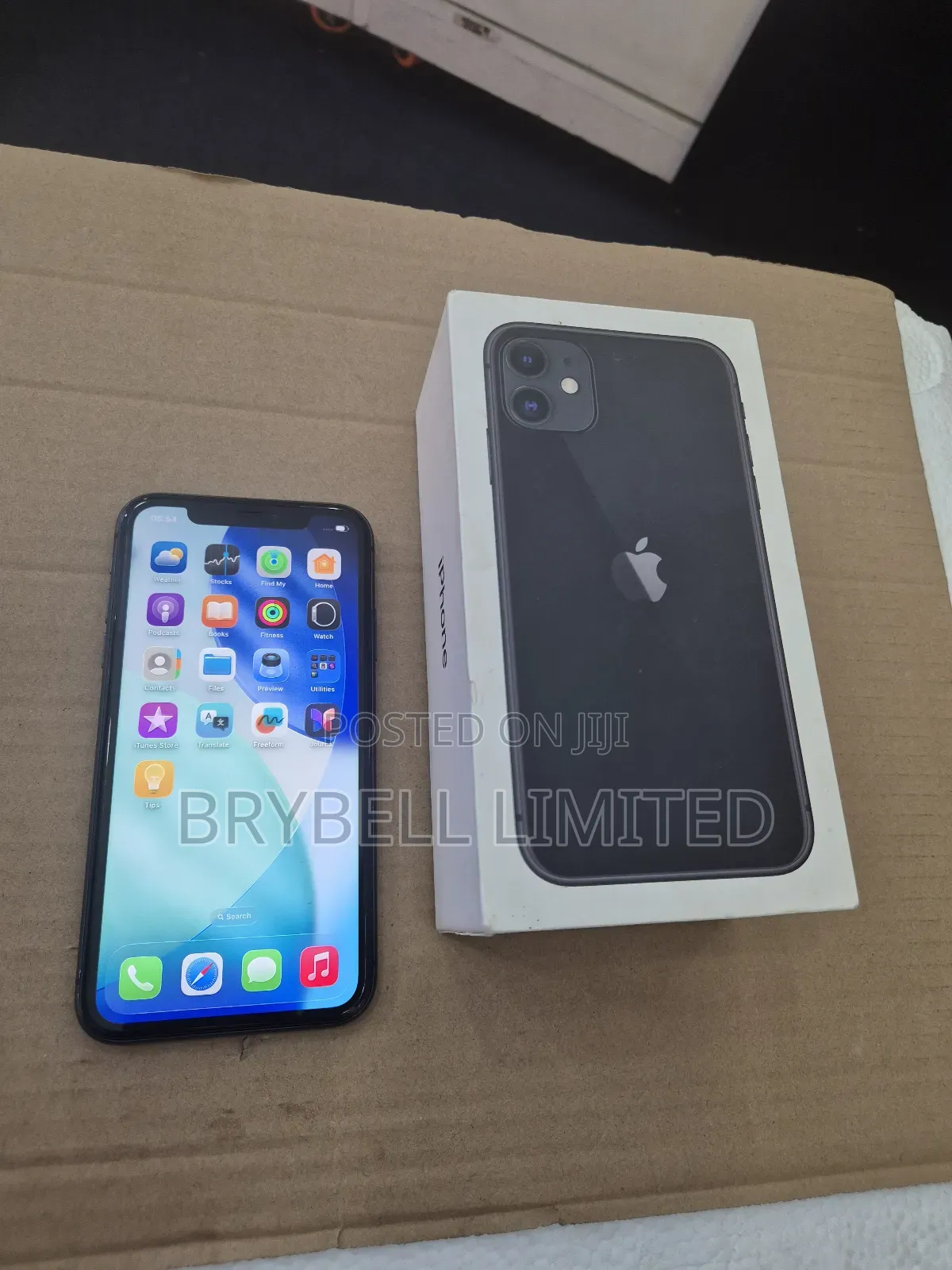 Apple iPhone 11 64 GB Black