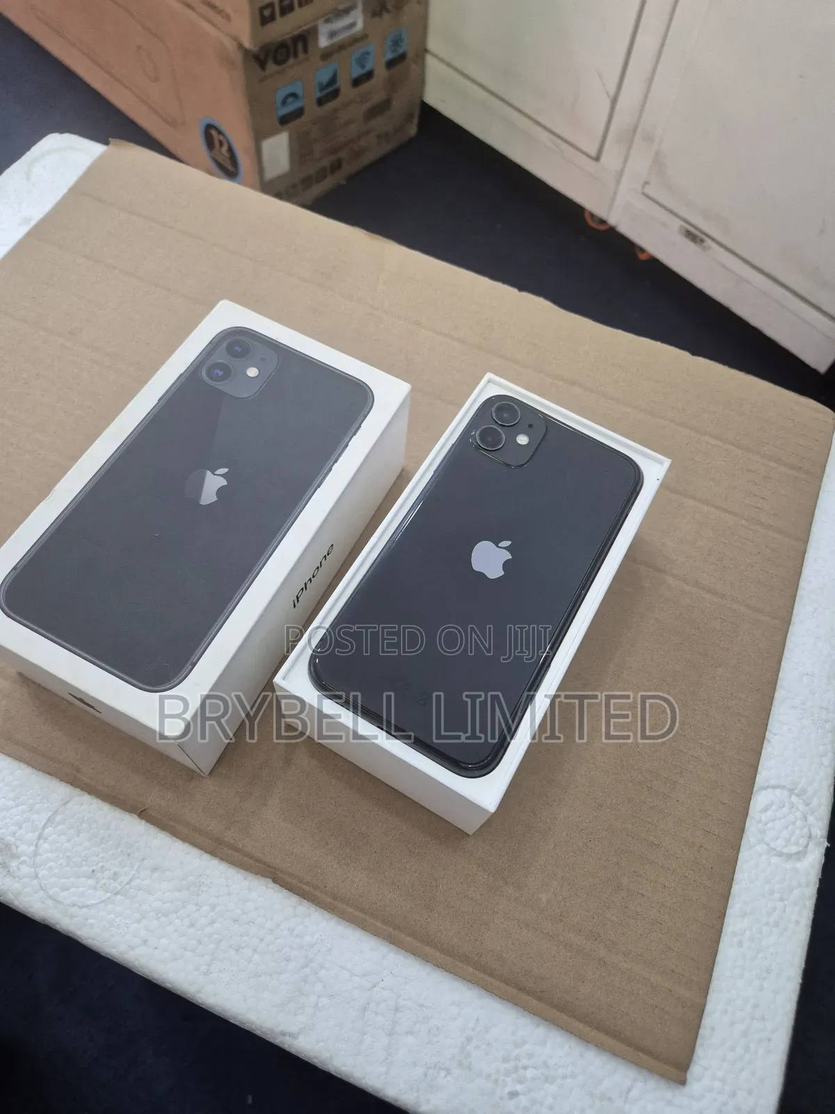 Apple iPhone 11 64 GB Black