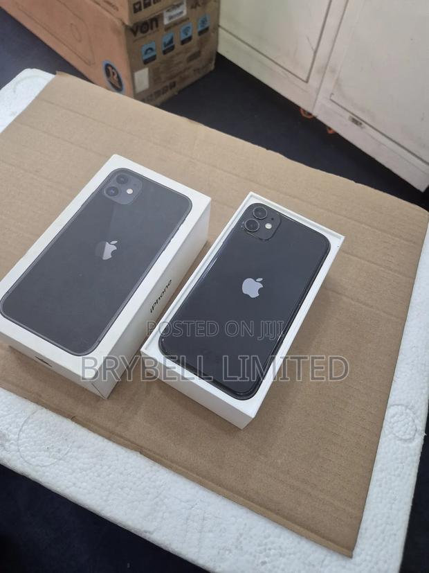 Apple iPhone 11 64 GB Black - thumbnail 4