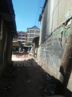 Half Acre Land for Sale in Racecourse