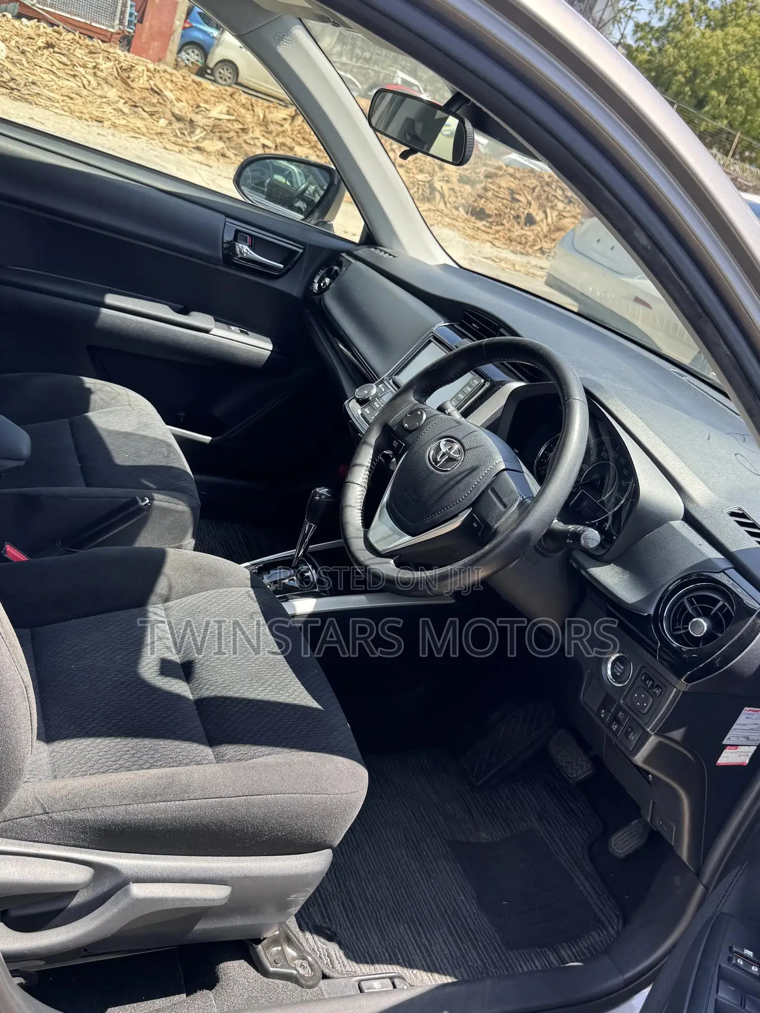 Toyota Axio 1.5 G 2WD 2019 Gold